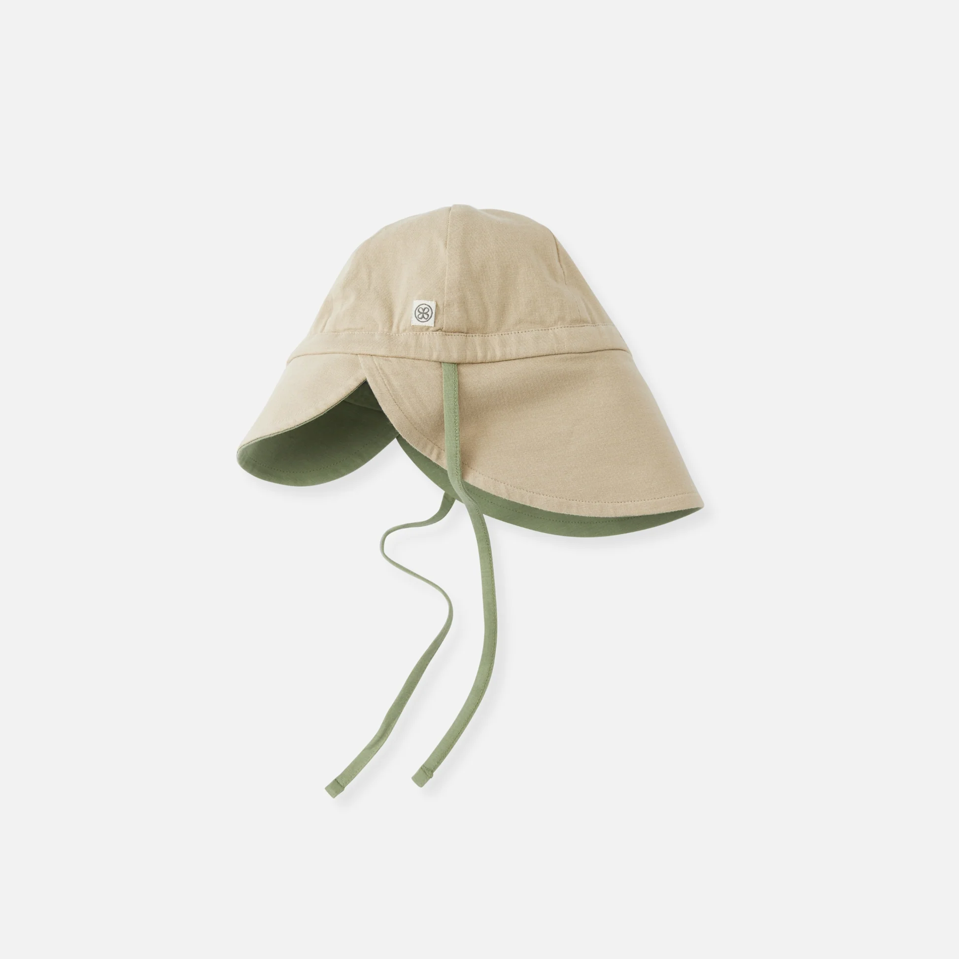 UV-zonnepetje-in-Olive-Green-_-Sandy-Beach.jpg